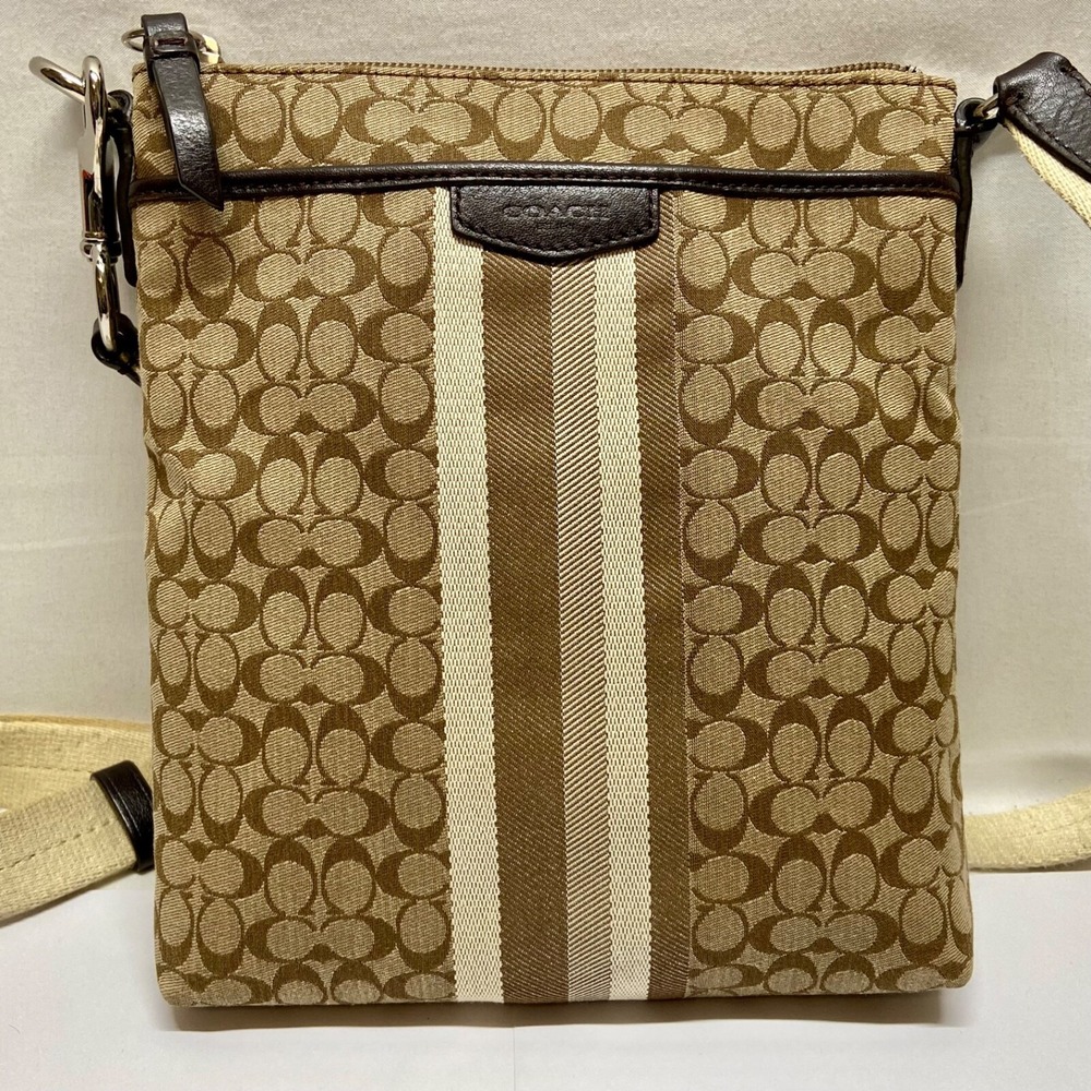 Coach Signature Stripe Swingpack Crossbody Khaki/Brown/Cream Jaquard & Leather